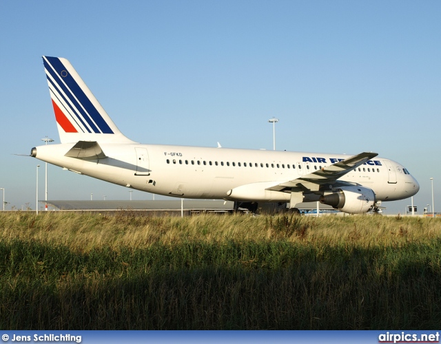 F-GFKG, Airbus A320-100, Air France