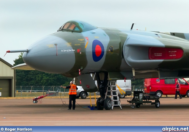 G-VLCN, Avro Vulcan-B.2, Private