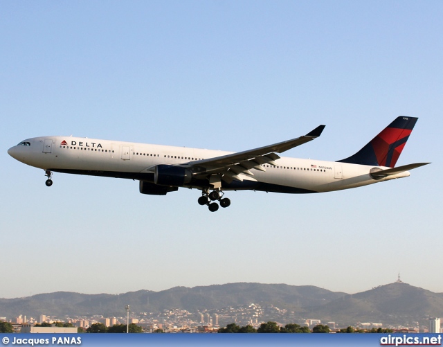 N815NW, Airbus A330-300, Delta Air Lines