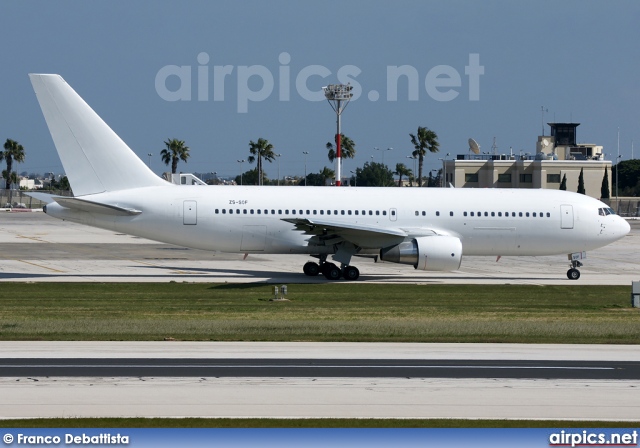 ZS-SOF, Boeing 767-200ER, Aeronexus Corporation