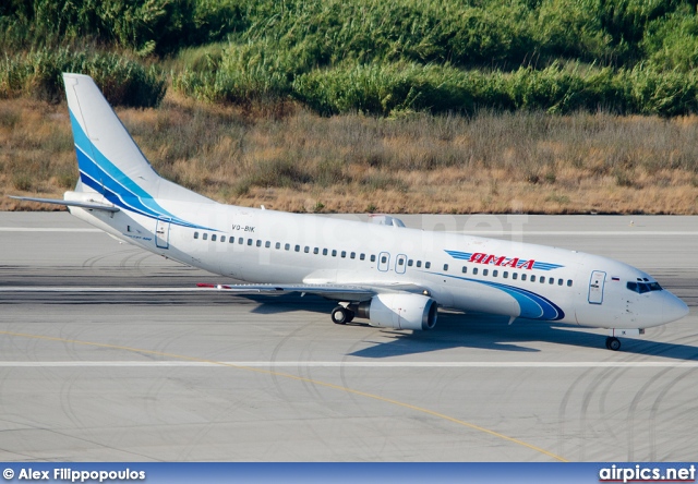 VQ-BIK, Boeing 737-400, Yamal Airlines