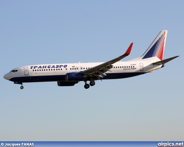 EI-RUE, Boeing 737-800, Transaero