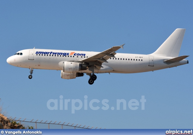 LY-VEY, Airbus A320-200, Smart Wings
