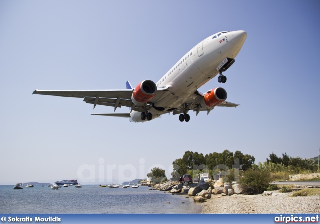 LN-TUA, Boeing 737-700, Scandinavian Airlines System (SAS)