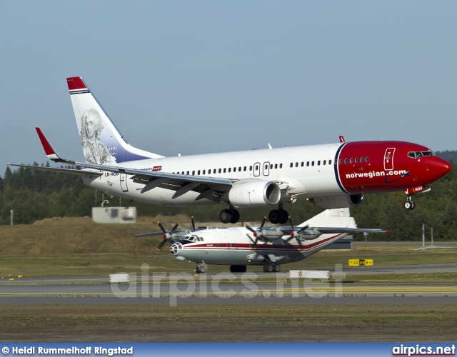 LN-NOU, Boeing 737-800, Norwegian Air Shuttle