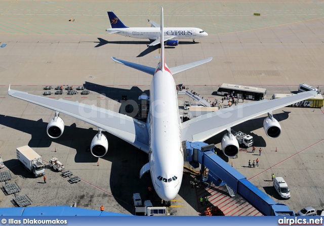 A6-EEG, Airbus A380-800, Emirates