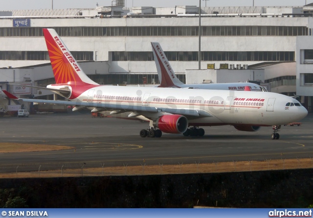 VT-IWB, Airbus A330-200, Air India