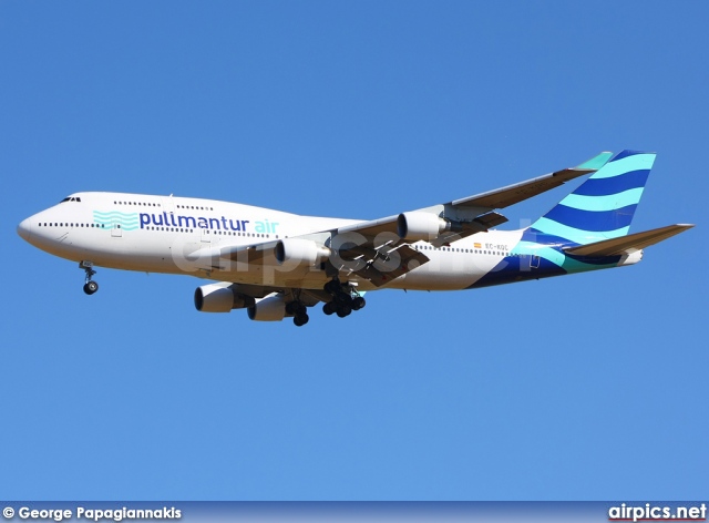 EC-KQC, Boeing 747-400, Pullmantur Air