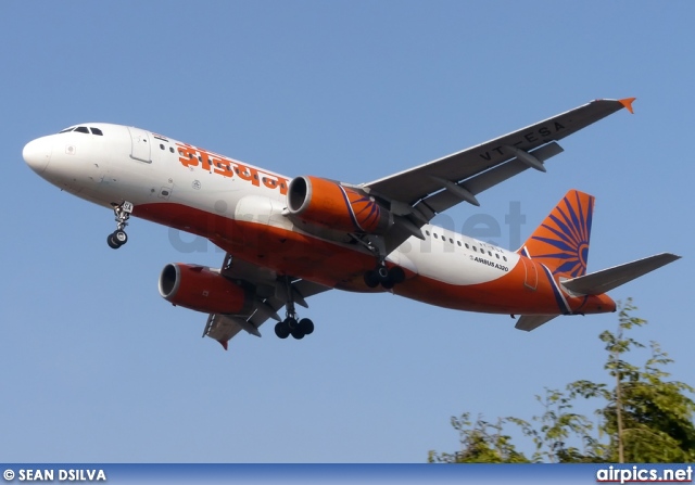 VT-ESA, Airbus A320-200, Indian Airlines