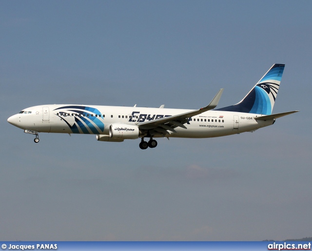 SU-GDA, Boeing 737-800, Egyptair