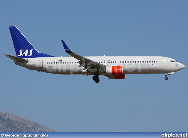 LN-RGB, Boeing 737-800, Scandinavian Airlines System (SAS)