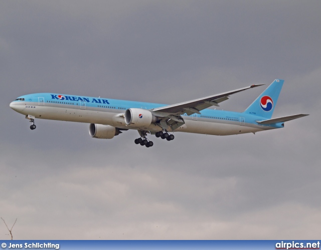 HL7783, Boeing 777-300ER, Korean Air