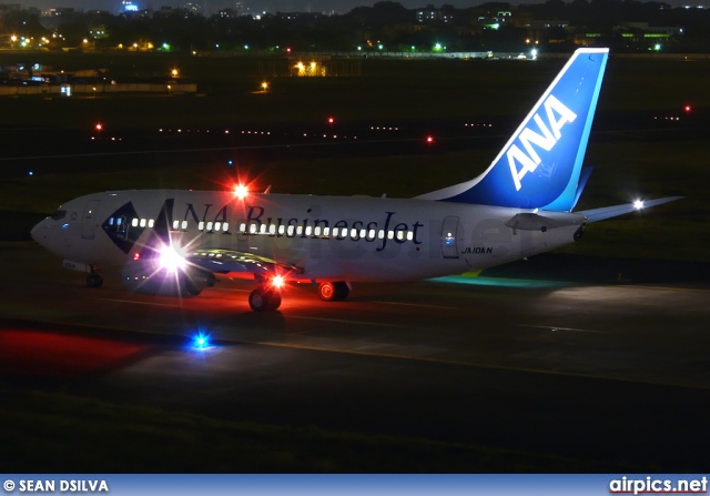 JA10AN, Boeing 737-700, All Nippon Airways