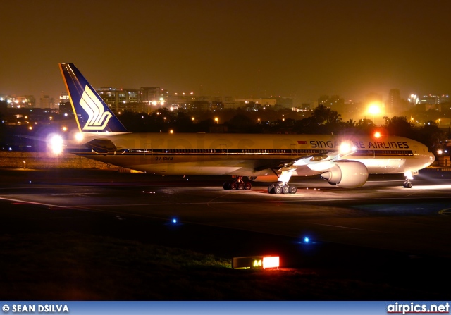 9V-SWM, Boeing 777-300ER, Singapore Airlines