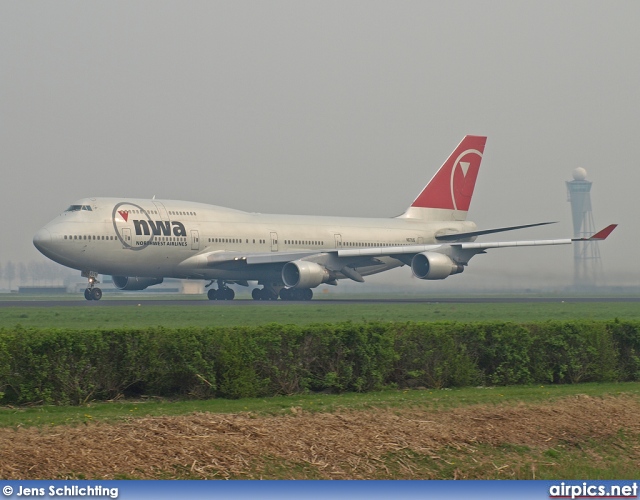 N671US, Boeing 747-400, Northwest Airlines