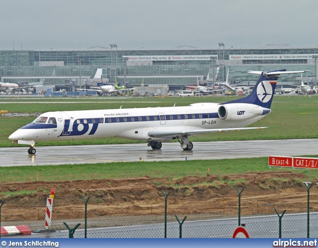 SP-LGH, Embraer ERJ-145-MP, LOT Polish Airlines