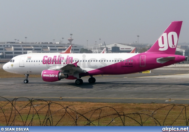 VT-WAE, Airbus A320-200, Go Air