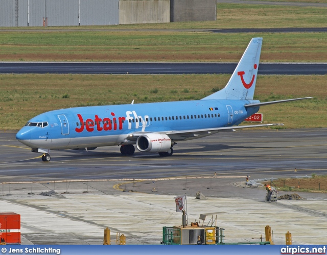 OO-TUA, Boeing 737-400, Jetairfly