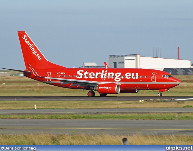 OY-MRH, Boeing 737-700, Cimber Sterling