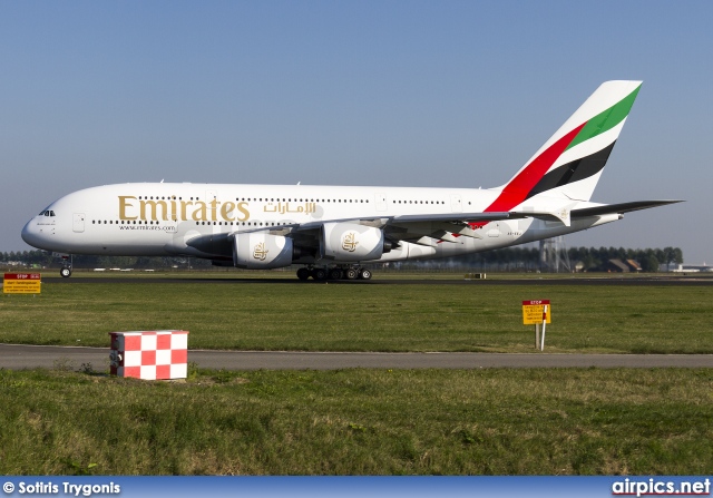 A6-EEJ, Airbus A380-800, Emirates