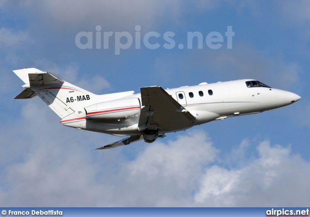 A6-MAB, Hawker 800-XP, Dana Executive Jets