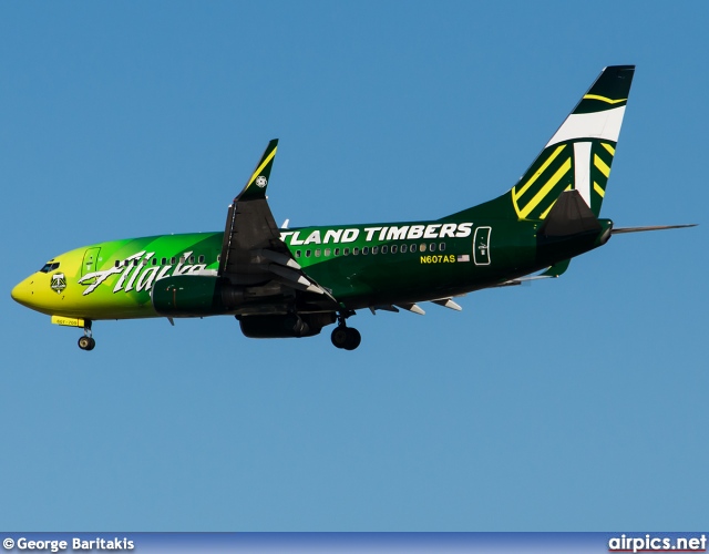 N607AS, Boeing 737-700, Alaska Airlines