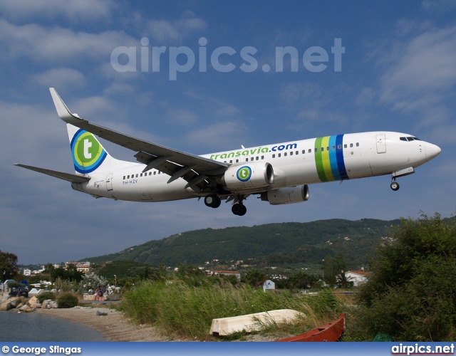 PH-HZV, Boeing 737-800, Transavia