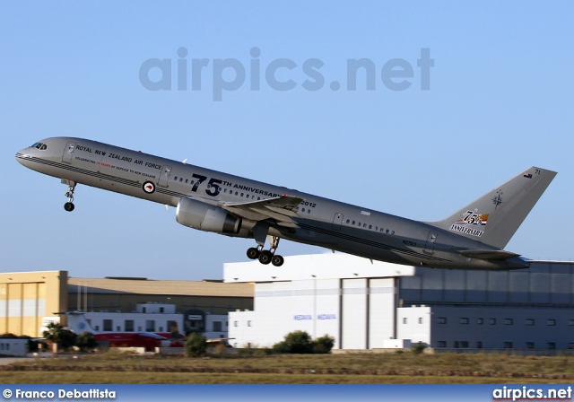 NZ7571, Boeing 757-200, Royal New Zealand Air Force