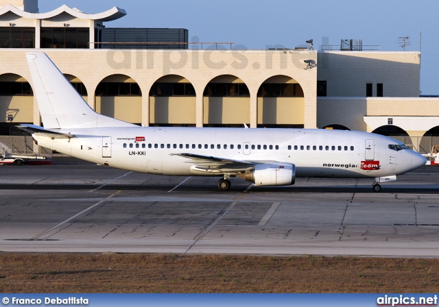 LN-KKI, Boeing 737-300, Norwegian Air Shuttle