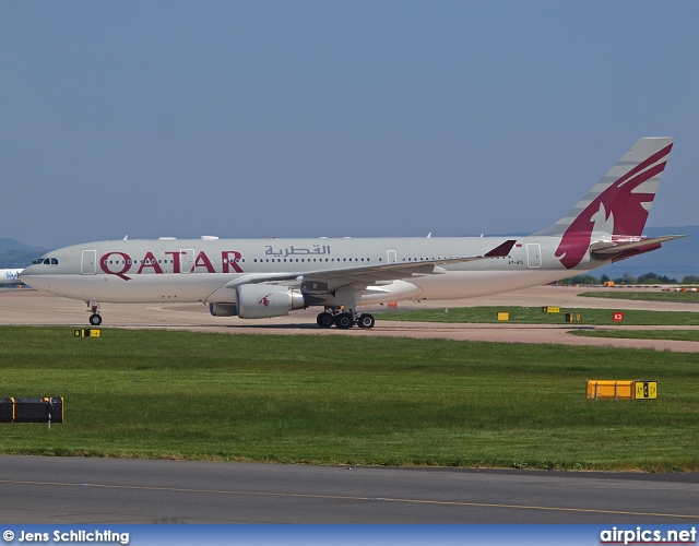 A7-ACI, Airbus A330-200, Qatar Airways