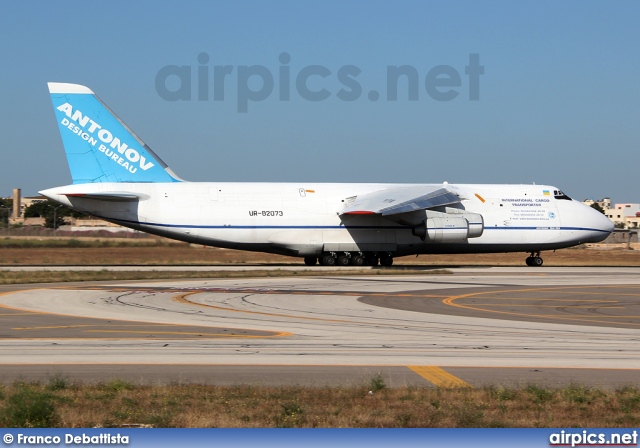 UR-82073, Antonov An-124-100 Ruslan, Antonov