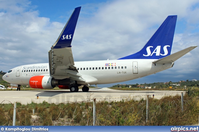 LN-TUK, Boeing 737-700, Scandinavian Airlines System (SAS)