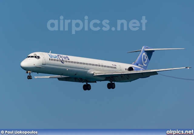 YR-HBD, McDonnell Douglas MD-83, Bluebird Airways