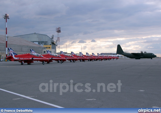 British Aerospace (Hawker Siddeley) Hawk-T.2, Royal Air Force