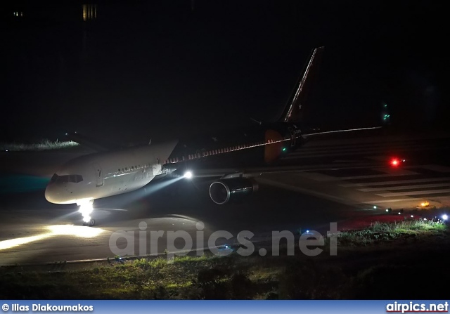 G-ZAPX, Boeing 757-200, Titan Airways