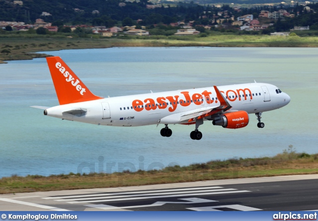 G-EZWK, Airbus A320-200, easyJet