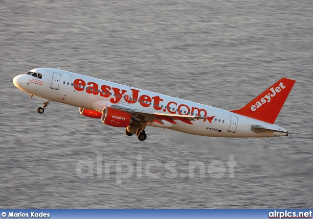 G-EZUY, Airbus A320-200, easyJet