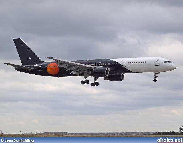 G-ZAPX, Boeing 757-200, Titan Airways