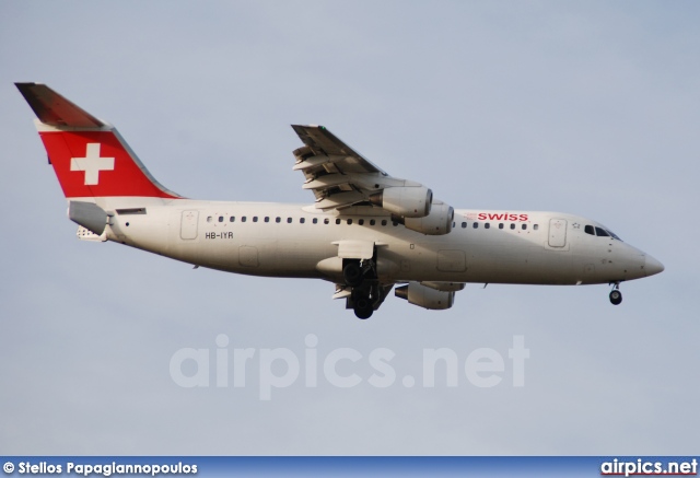 HB-IYR, British Aerospace Avro RJ100, Swiss International Air Lines