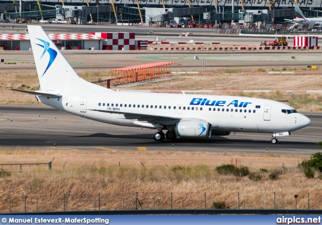 YR-BMA, Boeing 737-700, Blue Air