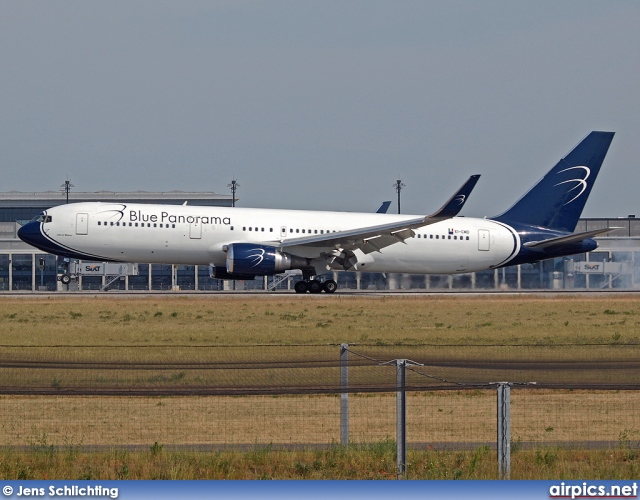 EI-CMD, Boeing 767-300ER, Blue Panorama