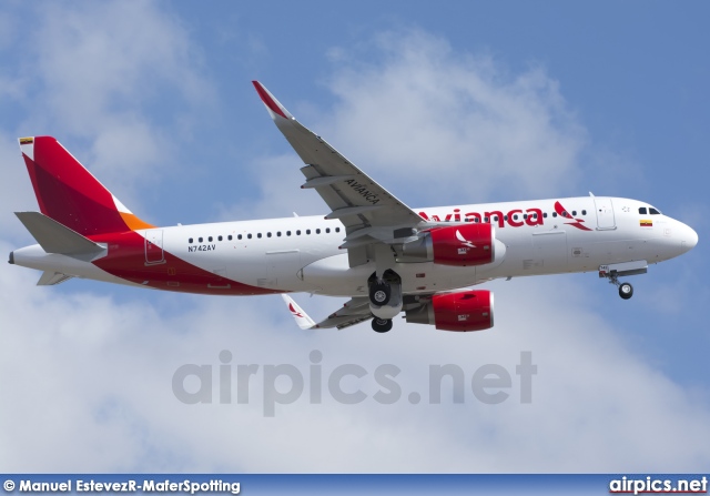 N742AV, Airbus A320-200, Avianca