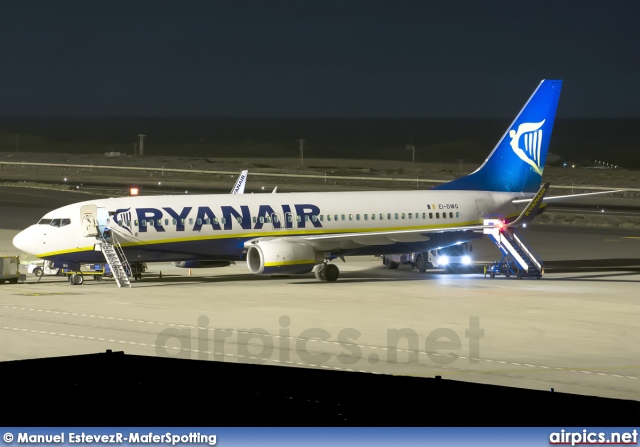 EI-DWG, Boeing 737-800, Ryanair