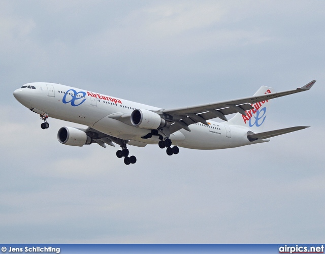 EC-JPF, Airbus A330-200, Air Europa