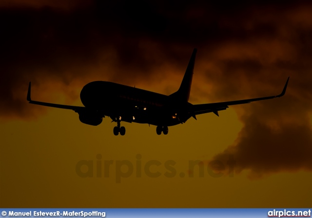 EI-EMO, Boeing 737-800, Ryanair