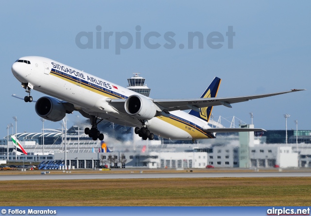 9V-SWK, Boeing 777-300ER, Singapore Airlines