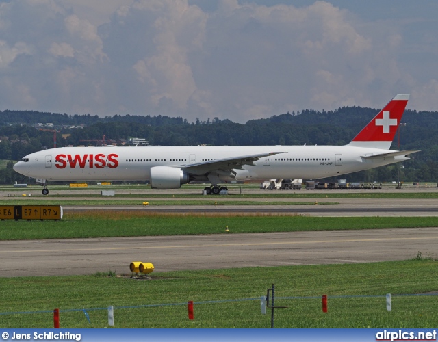HB-JNF, Boeing 777-300ER, Swiss International Air Lines