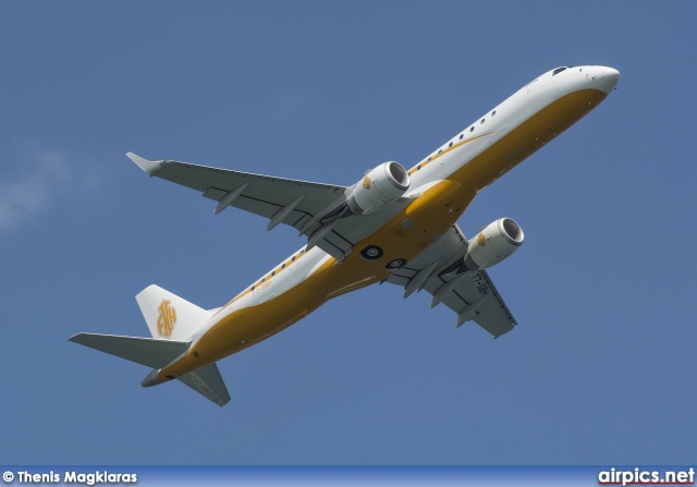 T7-SBH, Embraer ERJ 190-ECJ Lineage 1000, Private