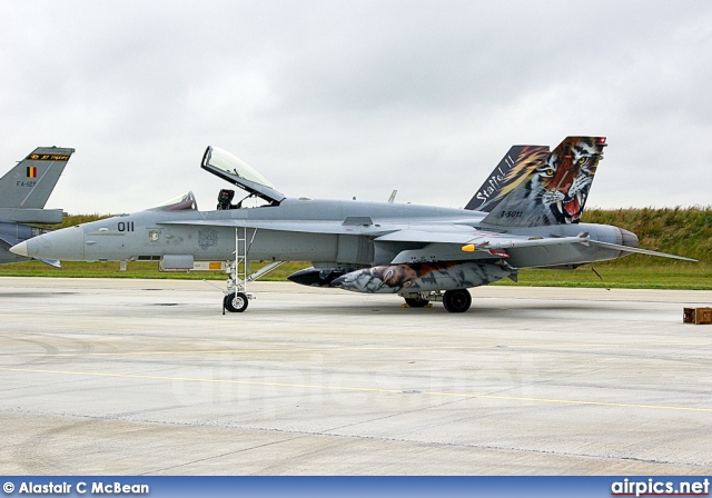 J-5011, Boeing (McDonnell Douglas) F/A-18-C Hornet, Swiss Air Force