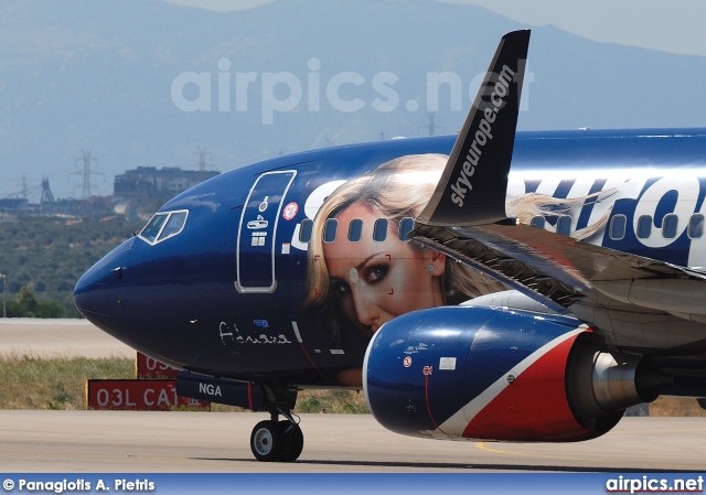 OM-NGA, Boeing 737-700, SkyEurope